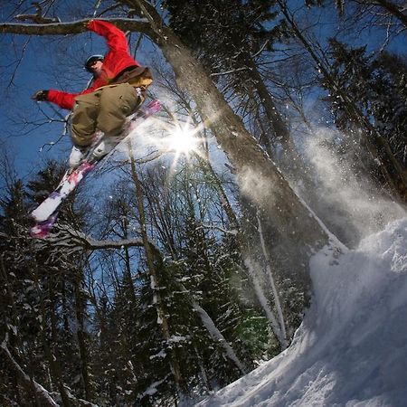 Hotel Snowcrest Snowshoe Esterno foto