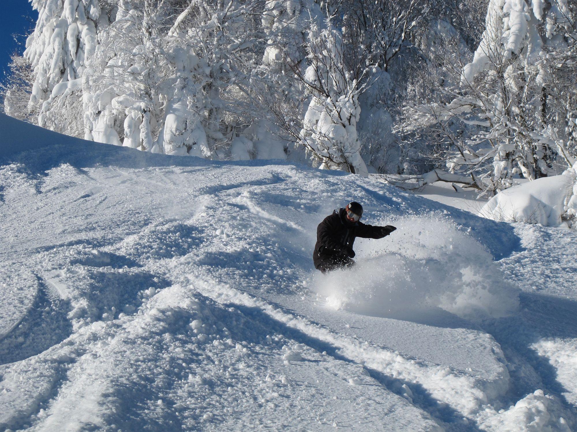 Hotel Snowcrest Snowshoe Esterno foto
