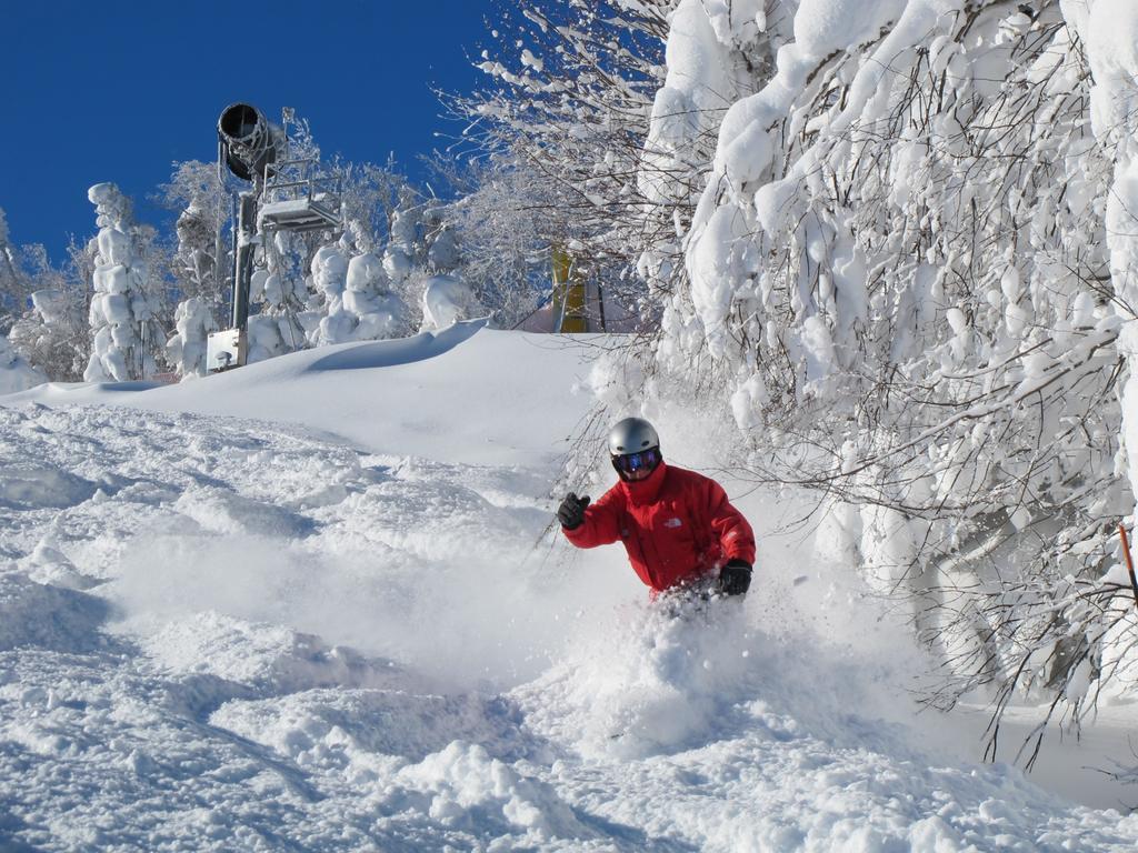 Hotel Snowcrest Snowshoe Esterno foto