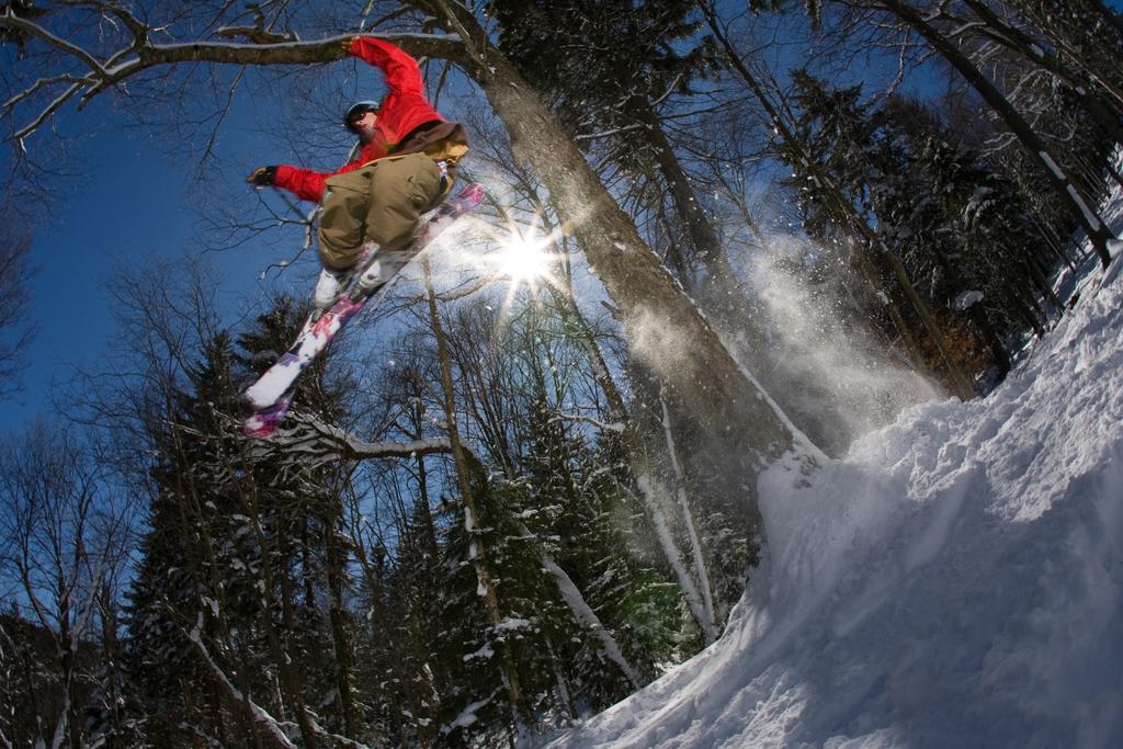 Hotel Snowcrest Snowshoe Esterno foto