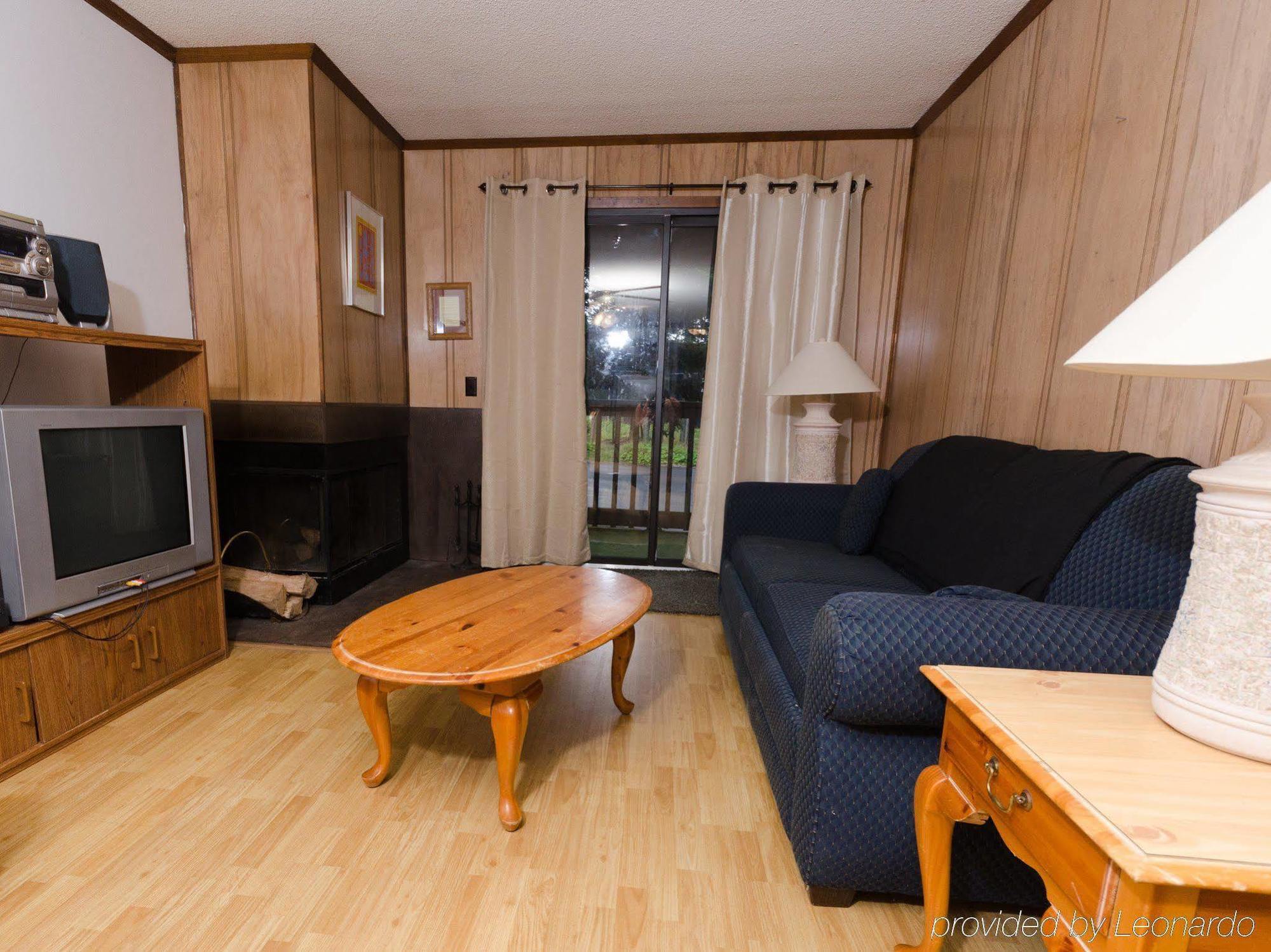 Hotel Snowcrest Snowshoe Esterno foto